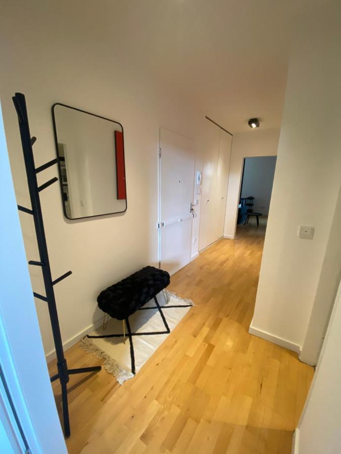 V & S Since 2023 Apartment Dusseldorf